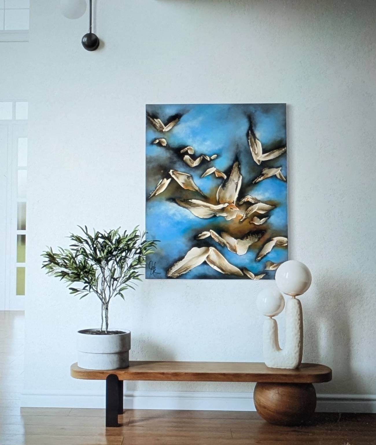 Birds - Flying in the blue