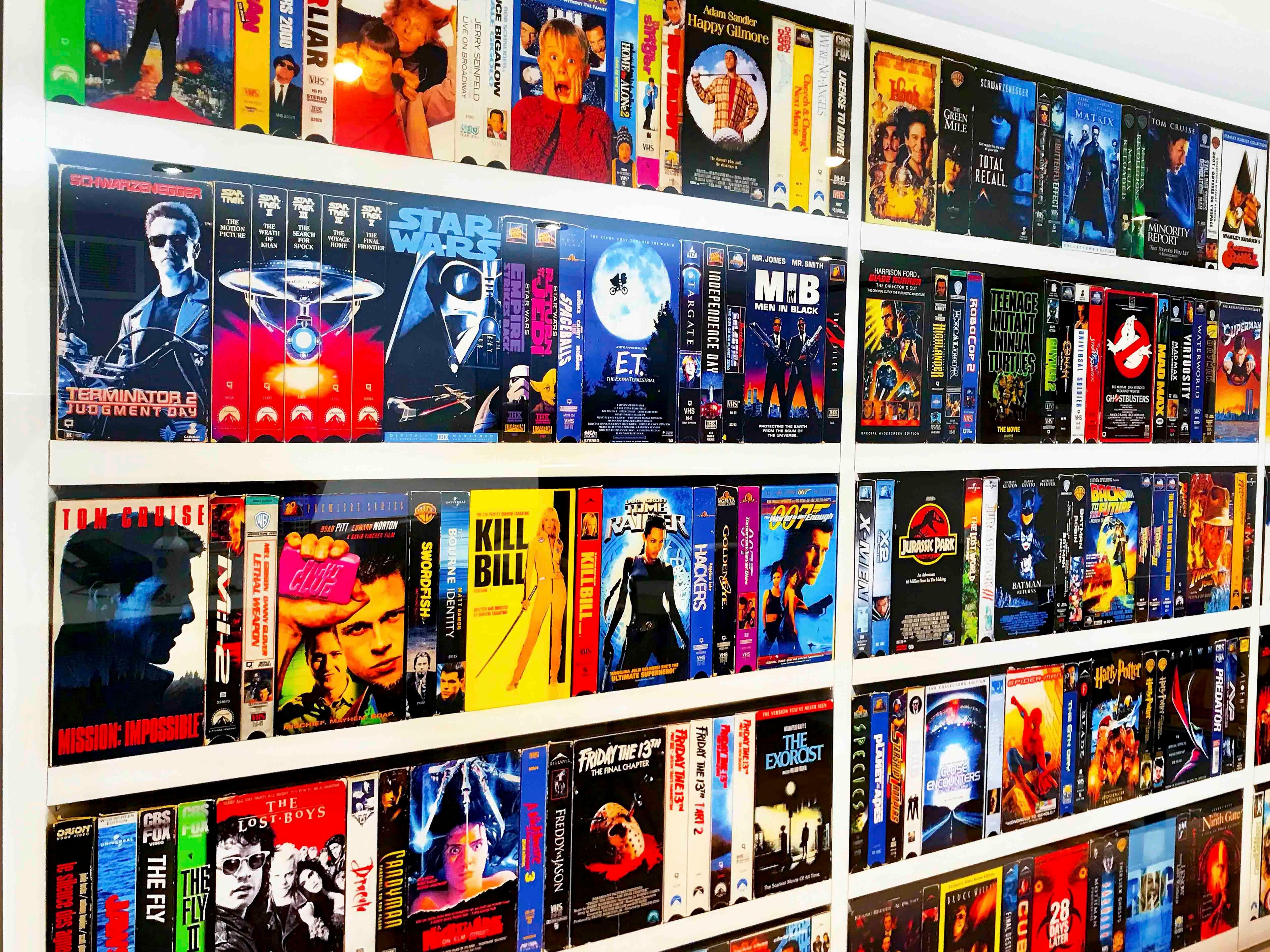 Blockbuster Cinescape (White) (Série/Series) - Galerie d'Art Beauchamp