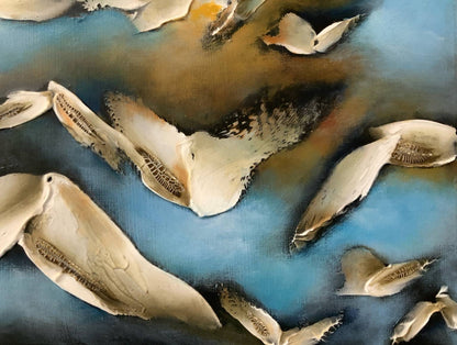 Birds - Flying in the blue